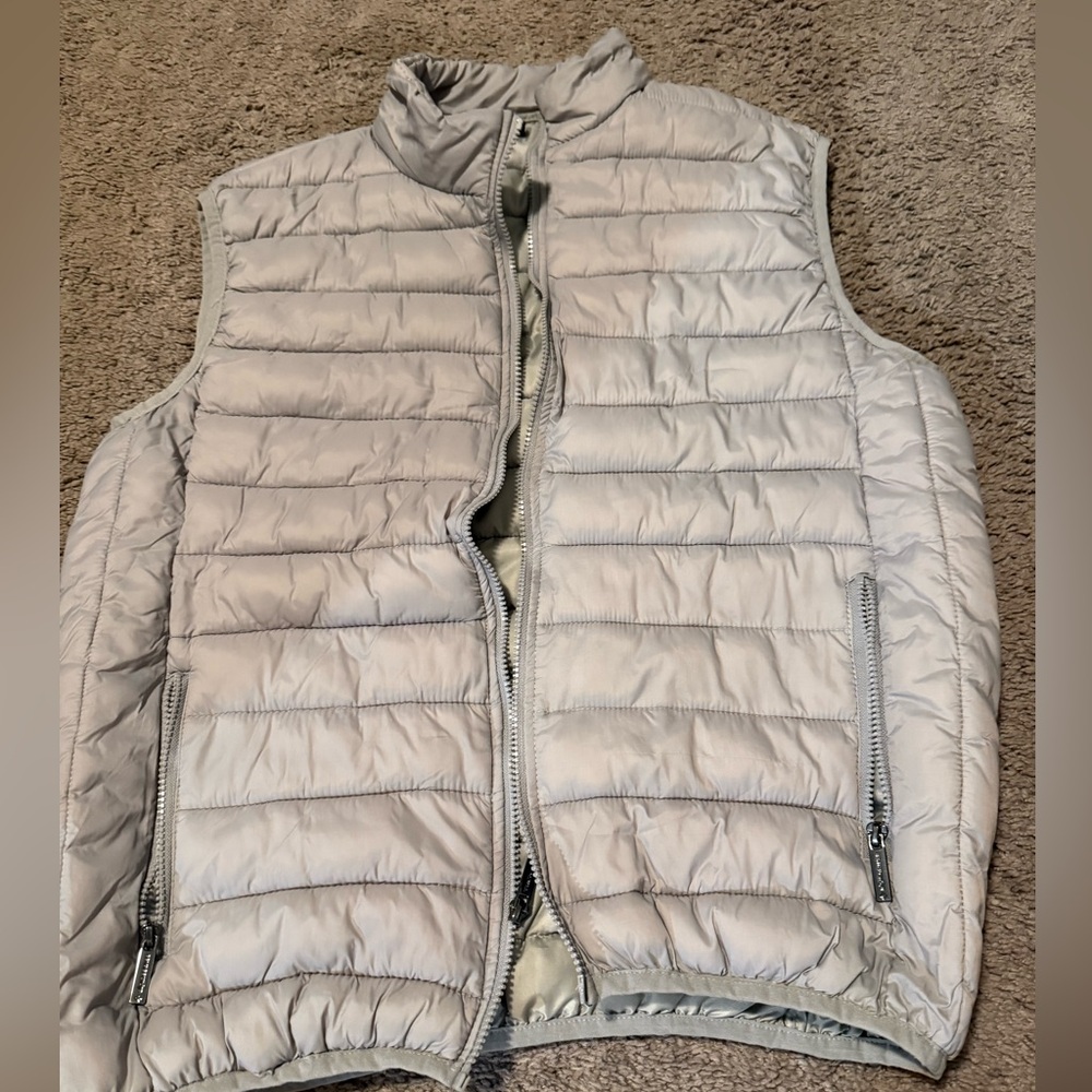 Men’s vest bundle